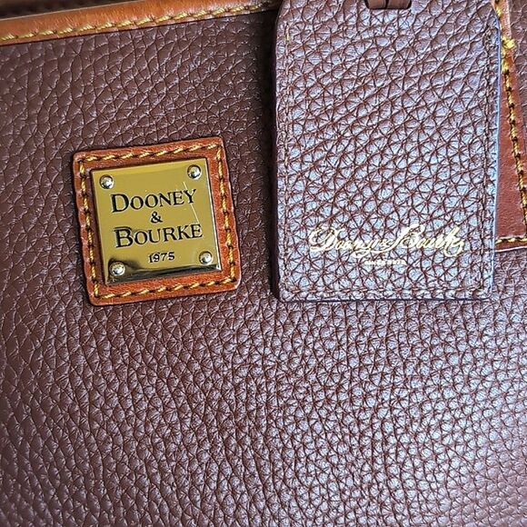 Dooney & Bourke Charleston Everyday Tote- Classic Pebbled Leather 🤎 - Picture 7 of 14